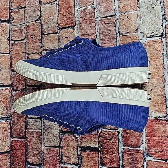 SUPERGA LOWTOP SHOES,  WOMANS SIZE 9.5 EUC BLUE/WHITE - Picture 7 of 11